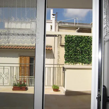 بيت ضيافة Portantica كونفيرسانو